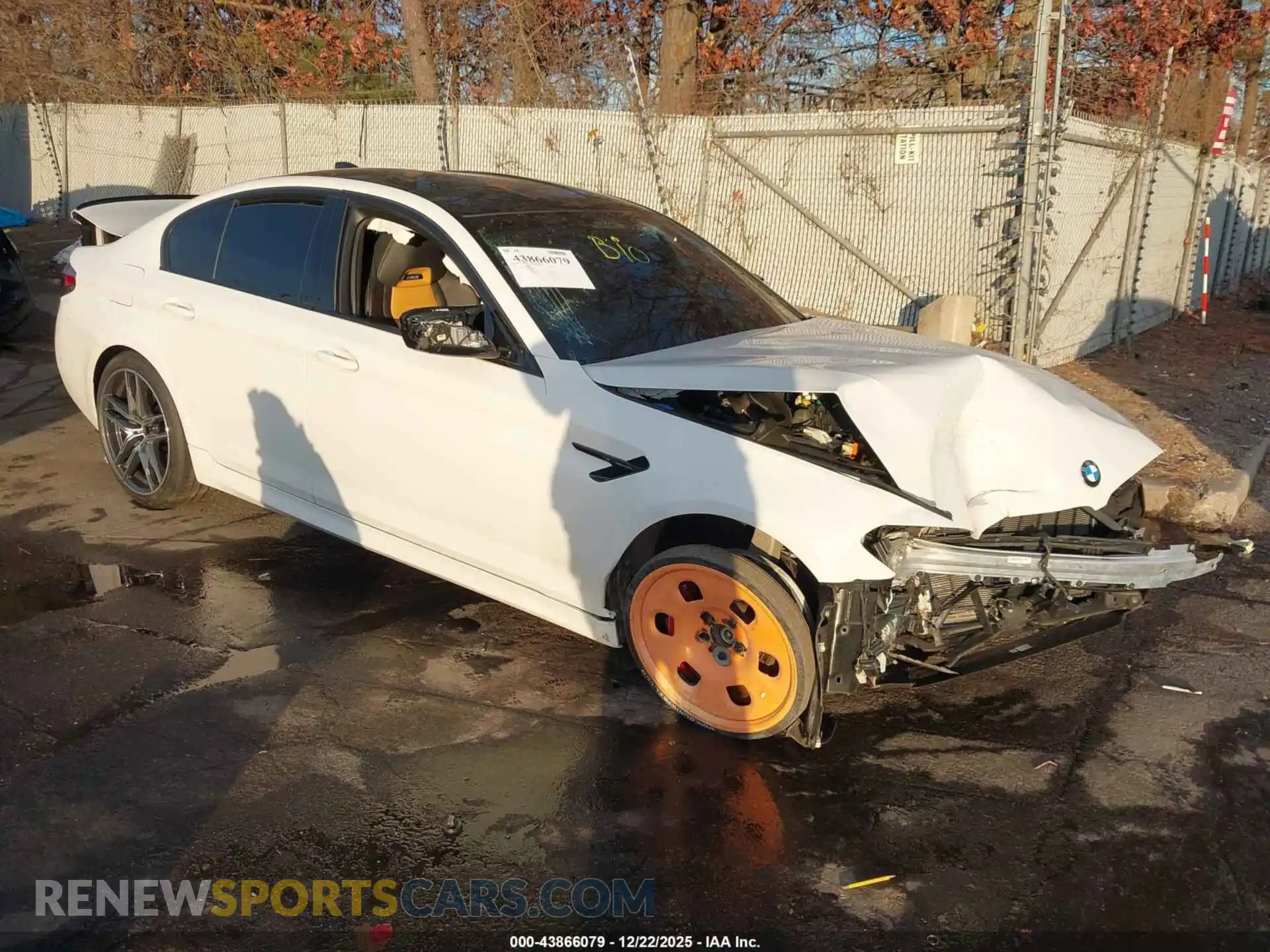 1 Photograph of a damaged car WBS83CH05PCN31955 BMW M5 2023