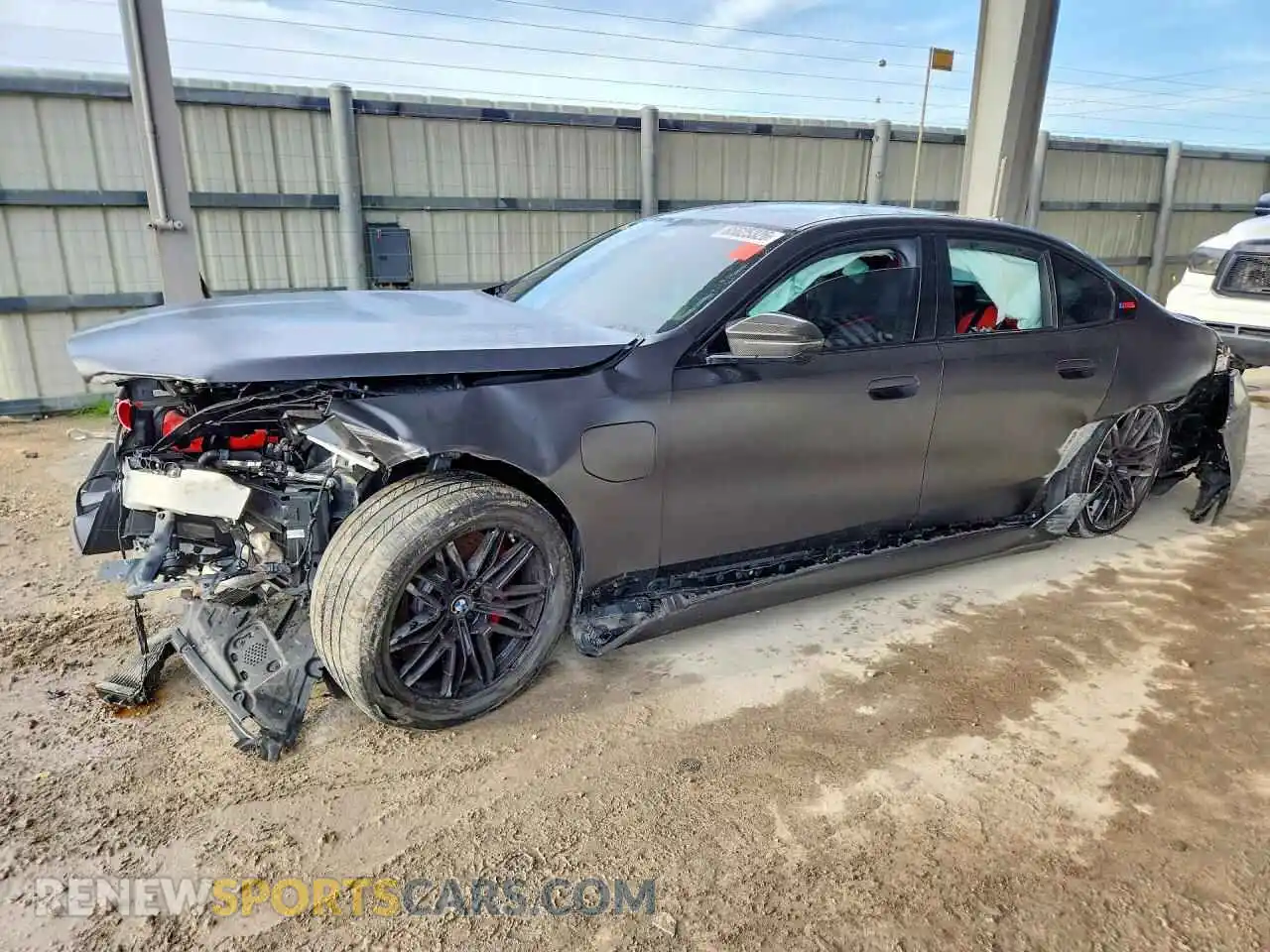 1 Photograph of a damaged car WBS83FK02SCT94024 BMW M5 2025