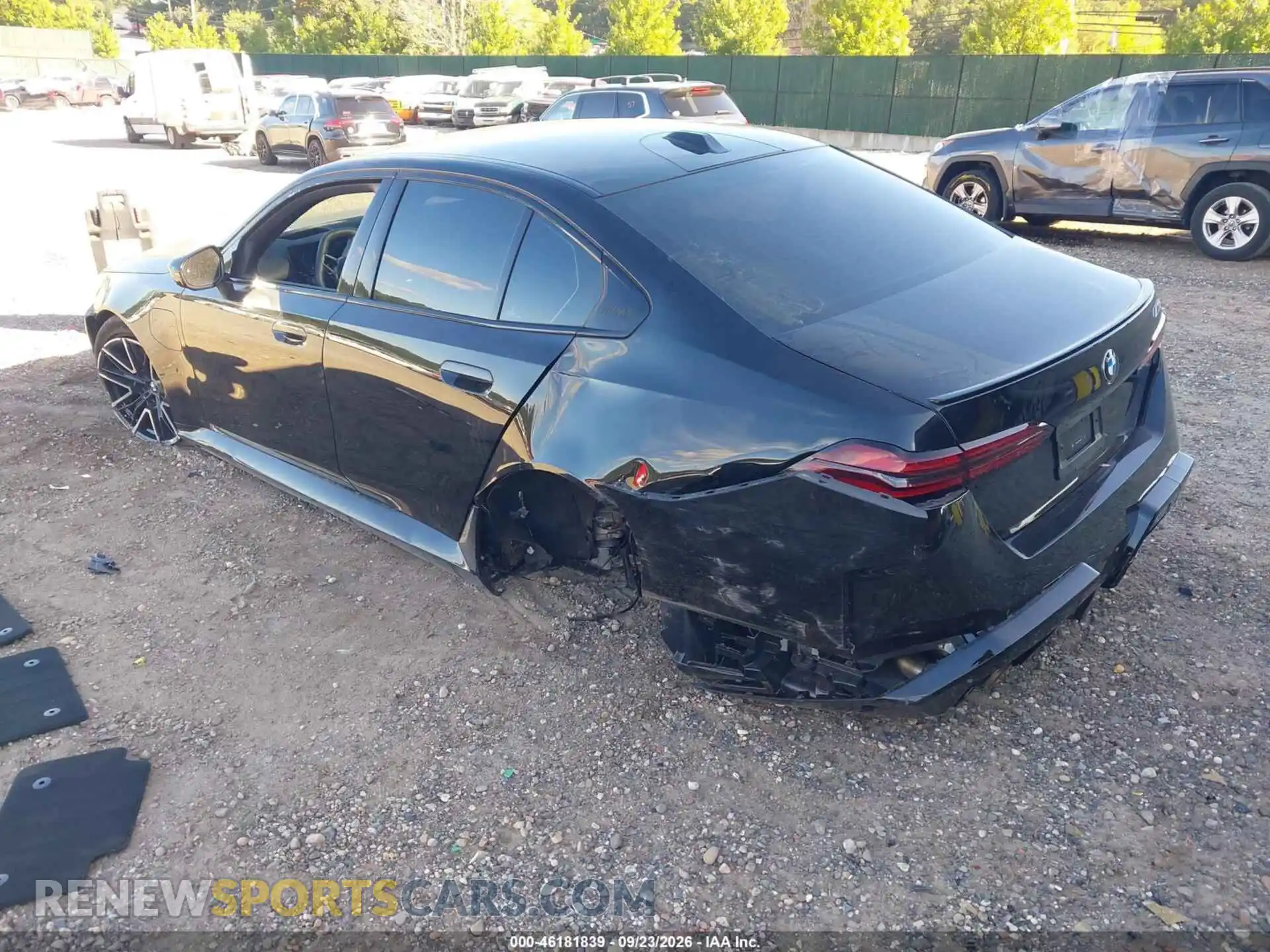 3 Photograph of a damaged car WBS83FK07TCW16624 BMW M5 2026