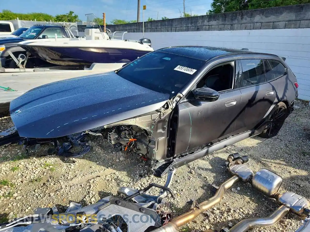1 Photograph of a damaged car WBS83GV08TCW86473 BMW M5 2026