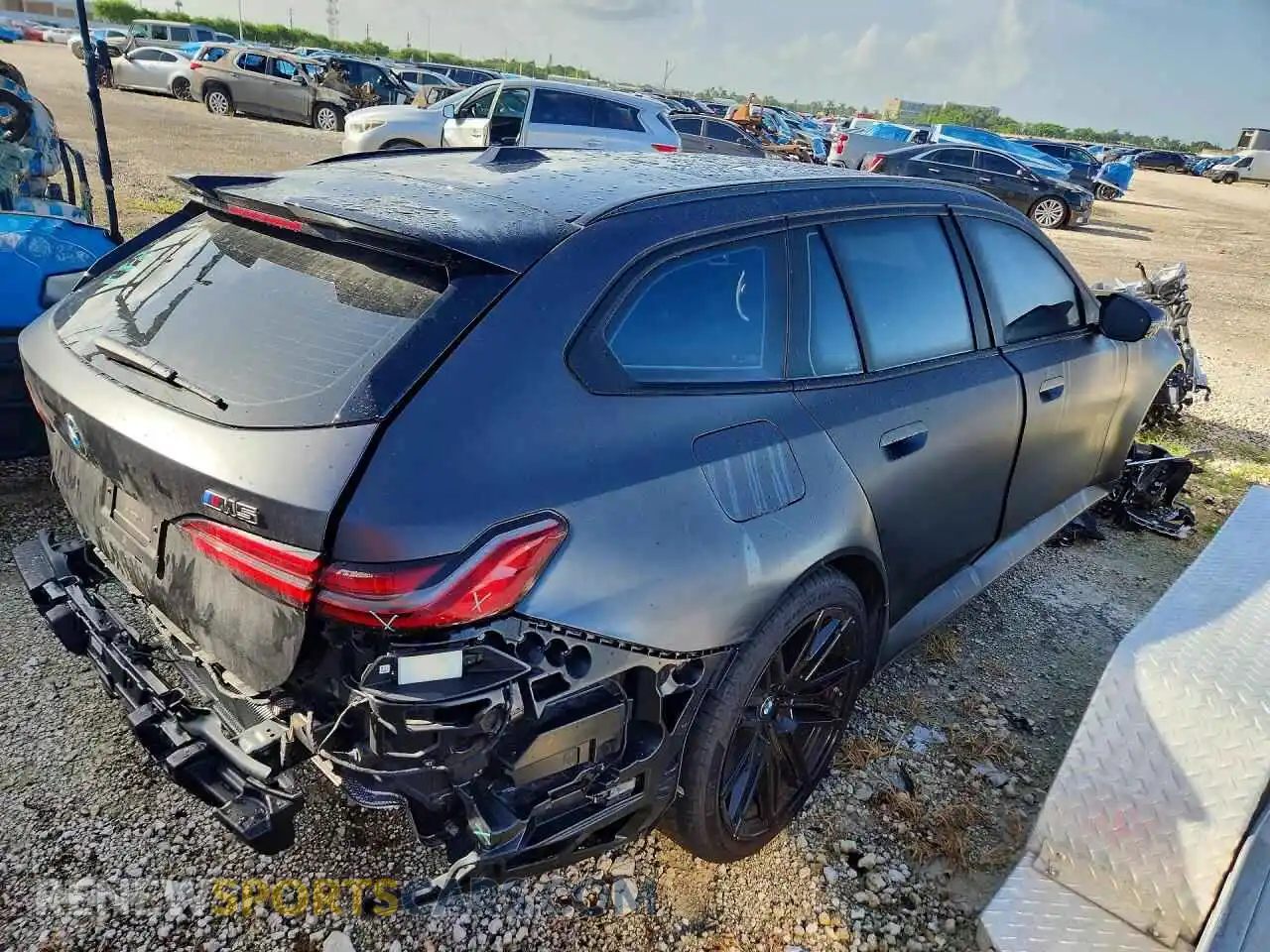 3 Photograph of a damaged car WBS83GV08TCW86473 BMW M5 2026