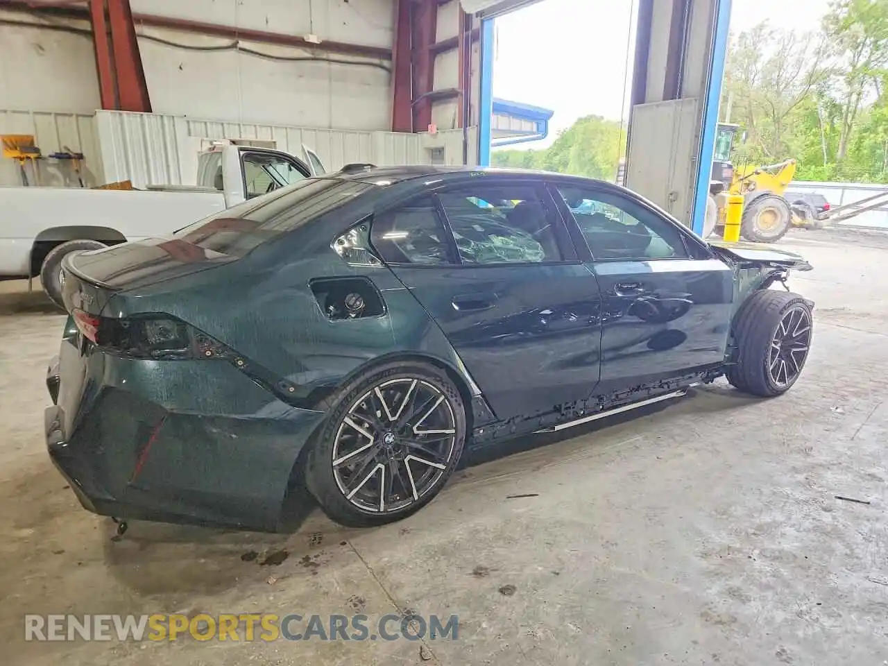 3 Photograph of a damaged car WBS83FK00VCY26470 BMW M5 2027