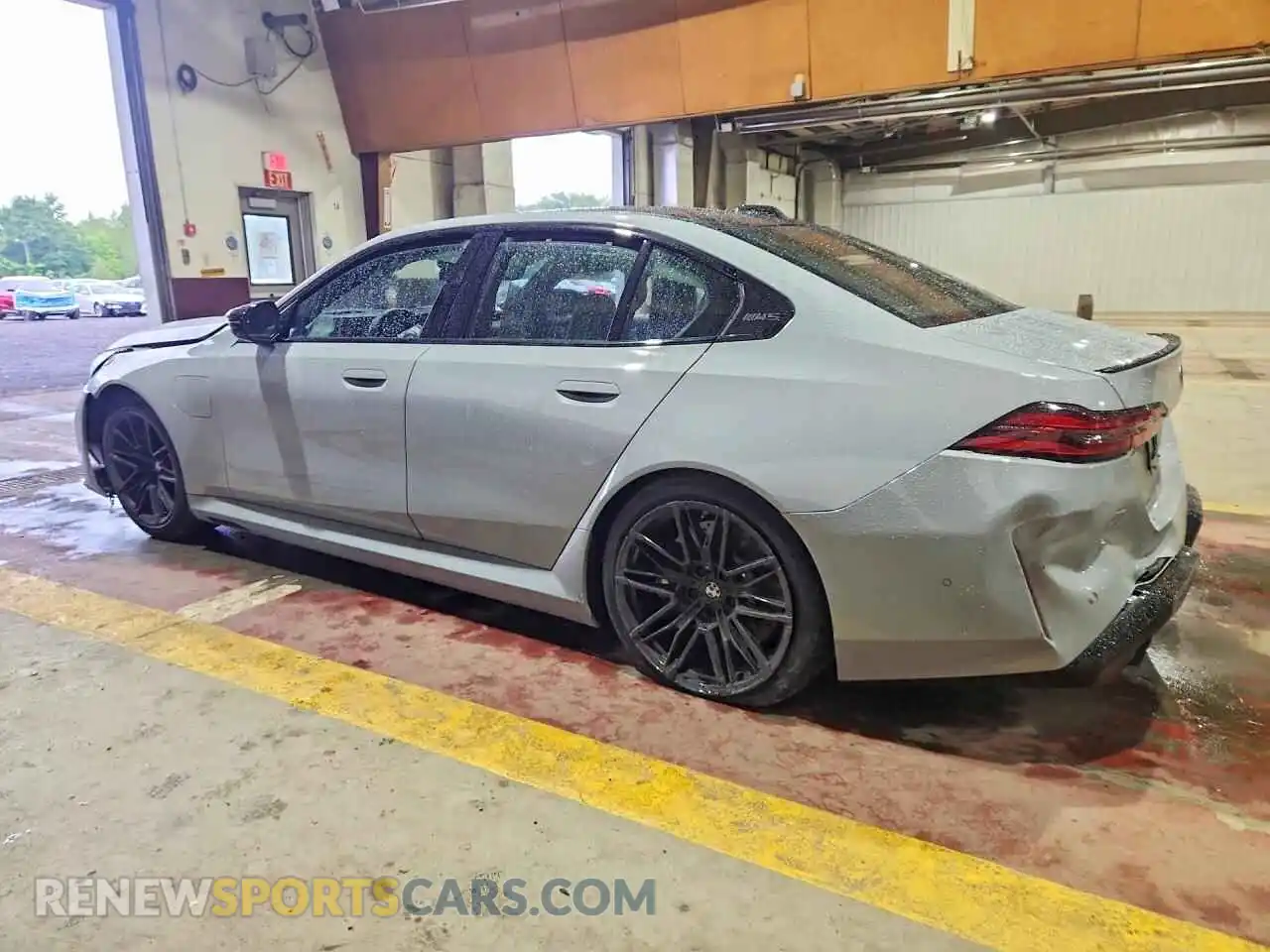2 Photograph of a damaged car WBS83FK08VCY10047 BMW M5 2027