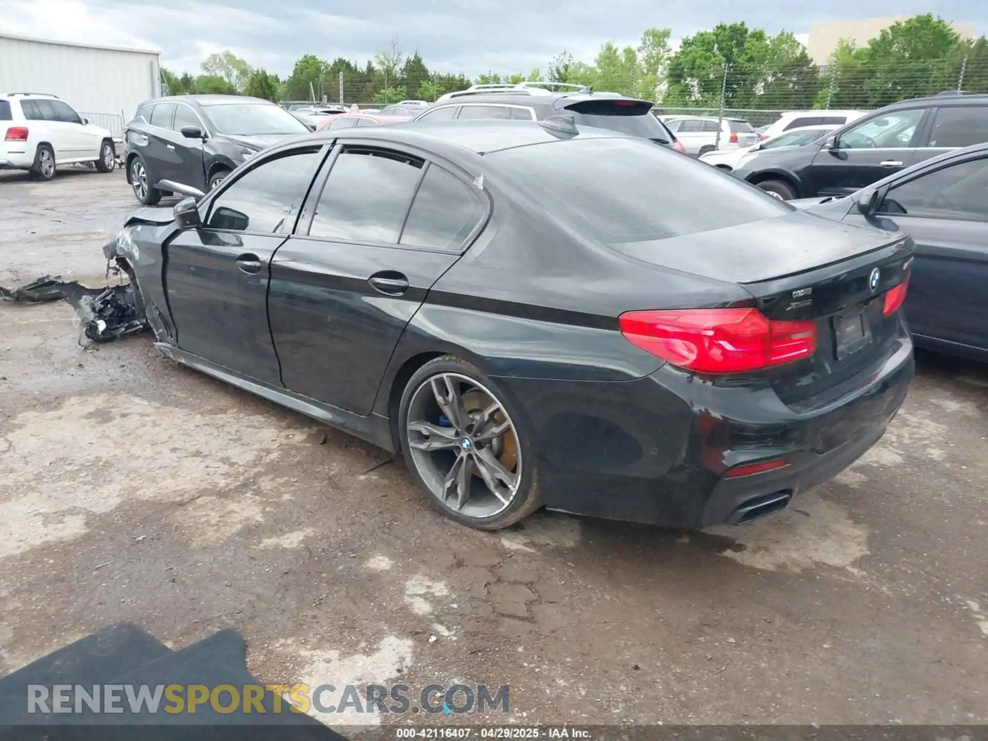 3 fotografías del automóvil dañado WBAJB9C53KB464754 BMW M550I 2019