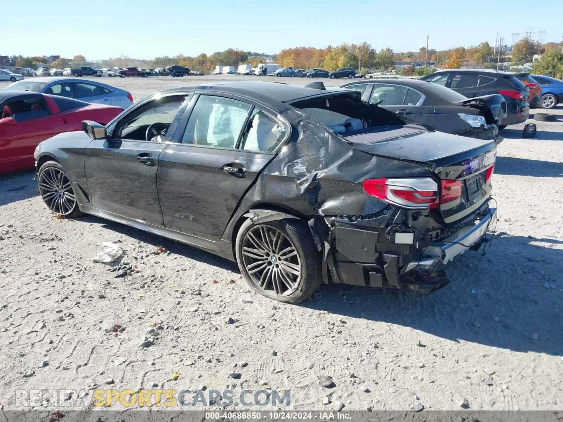 3 fotografías del automóvil dañado WBAJS7C00LBN96705 BMW M550I 2020