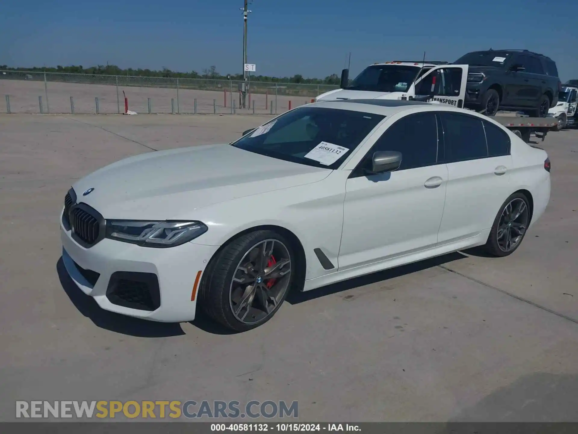 2 fotografías del automóvil dañado WBA13BK04MCF93533 BMW M550I 2021