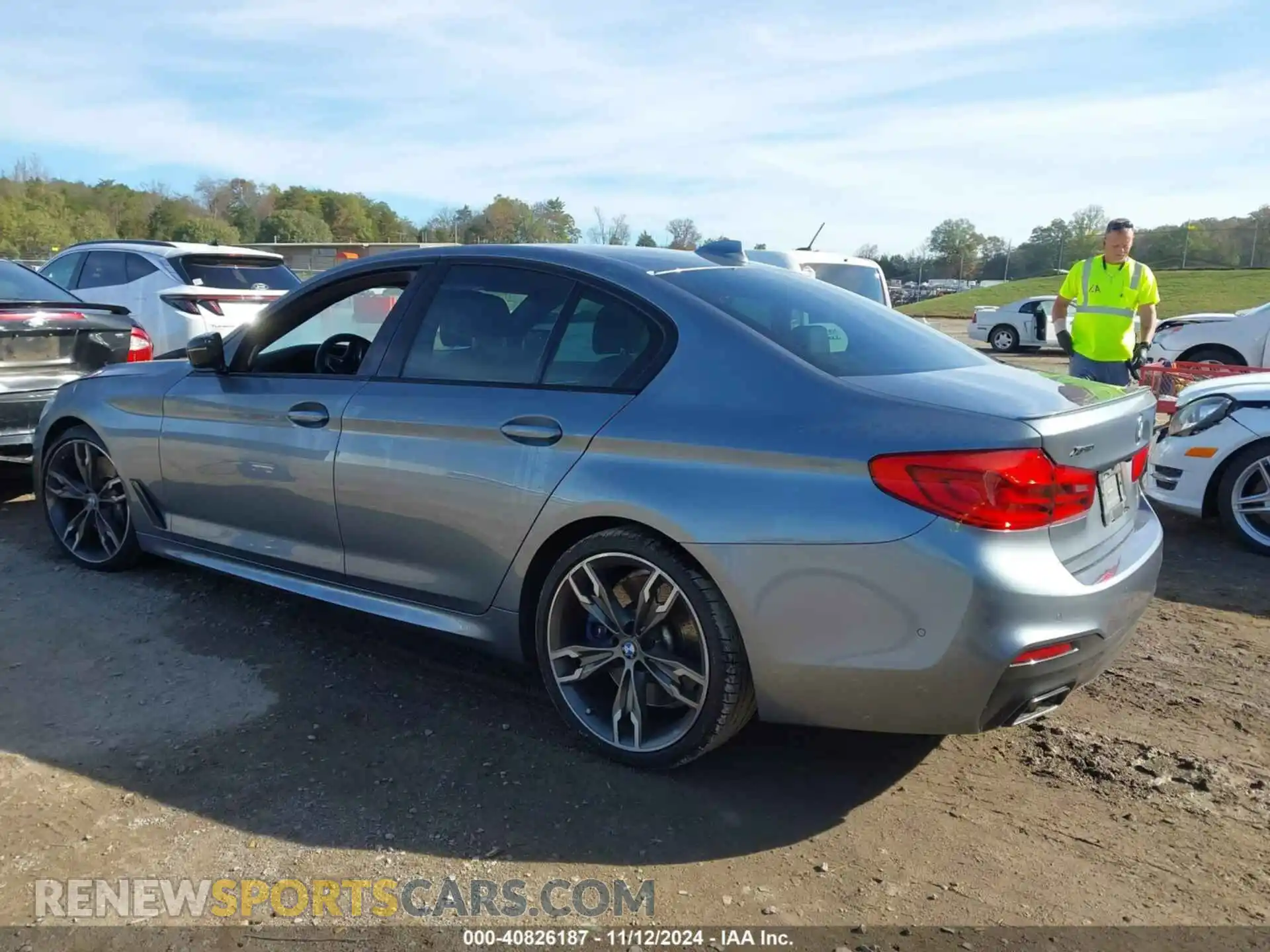 3 Photograph of a damaged car WBAJS7C08LCD91825 BMW M550XI 2020