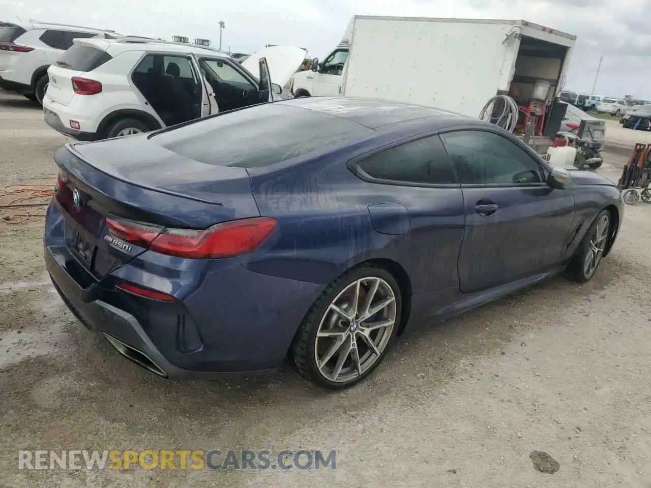 3 Photograph of a damaged car WBABC4C52KBU96213 BMW M8 2019