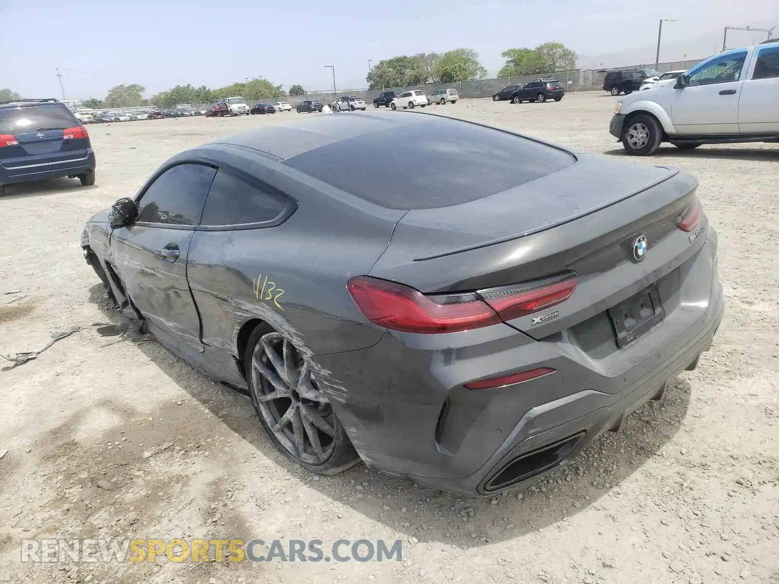 3 Photograph of a damaged car WBABC4C53KBU95815 BMW M8 2019