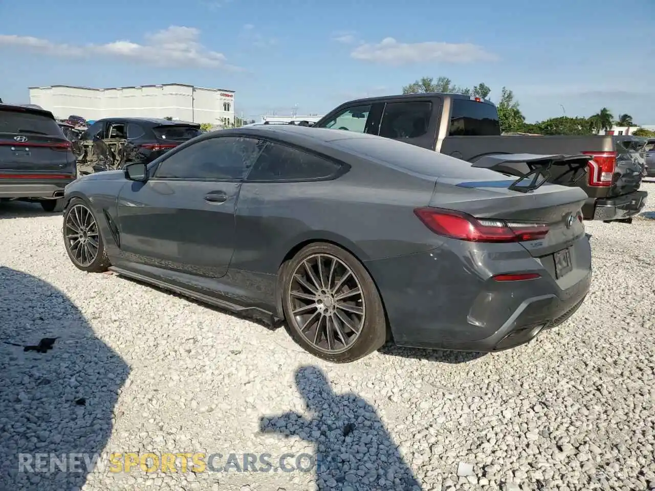 2 Photograph of a damaged car WBABC4C53KBU96351 BMW M8 2019