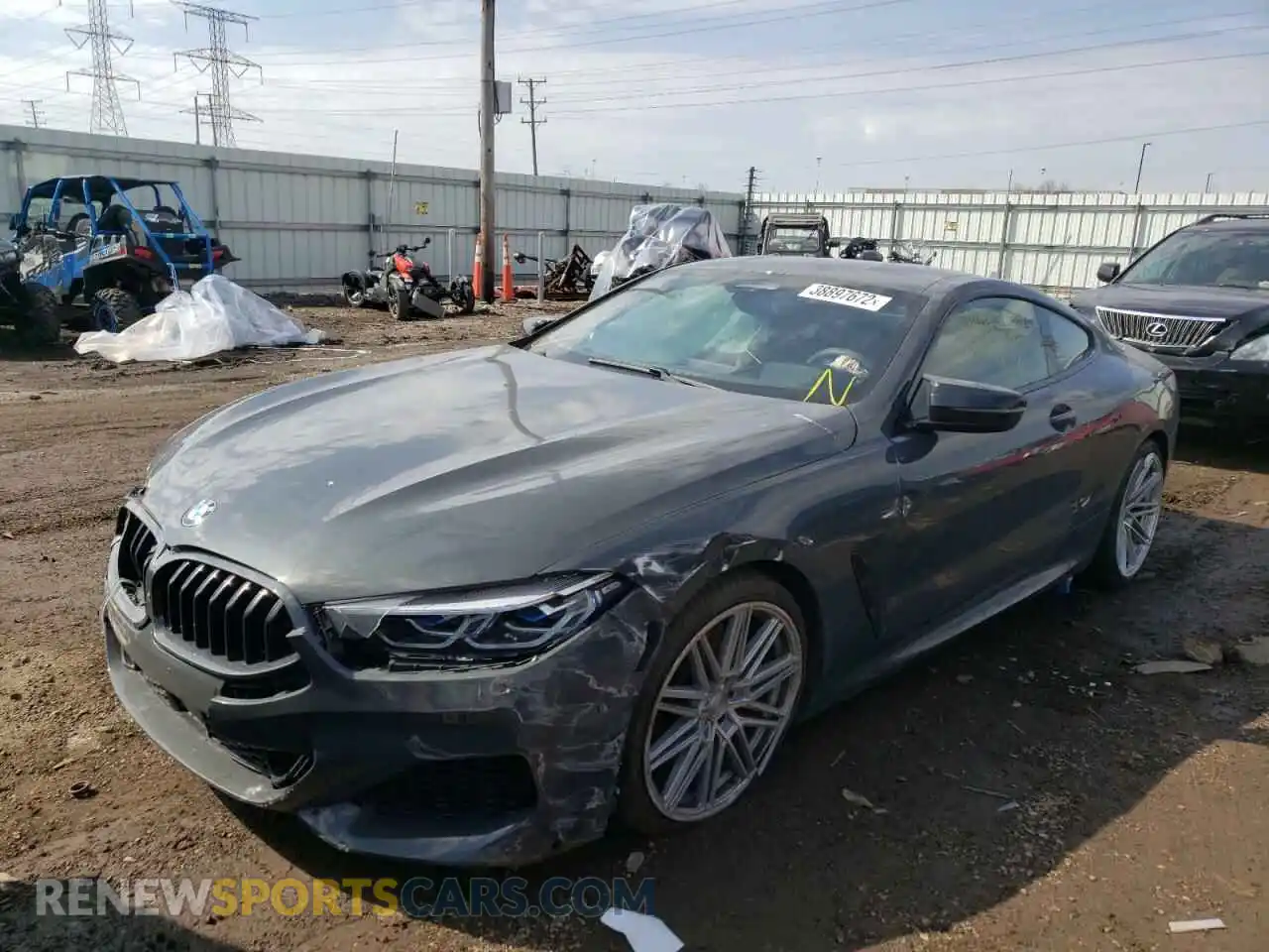 2 Photograph of a damaged car WBABC4C5XKBU96072 BMW M8 2019