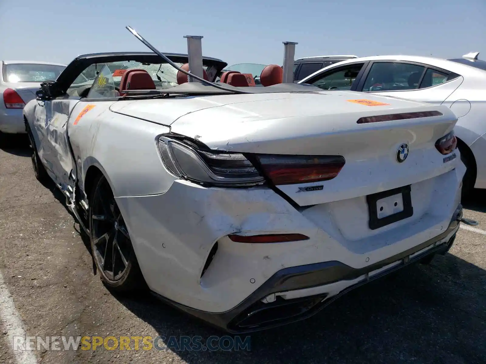 3 Photograph of a damaged car WBAFY4C55KBX39385 BMW M8 2019