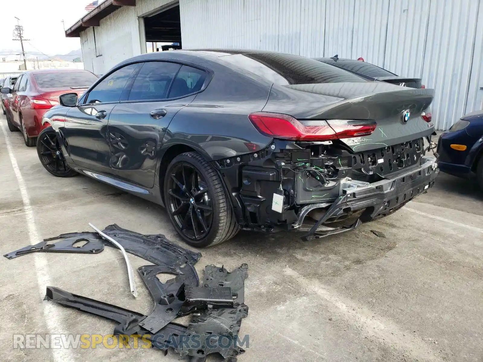 3 Photograph of a damaged car WBAGV8C01LCE47689 BMW M8 2020