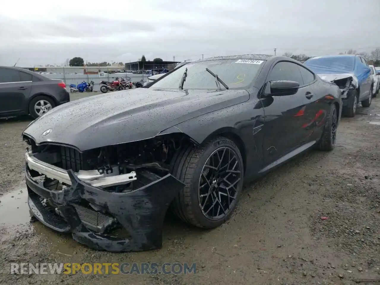 2 fotografías del automóvil dañado WBSAE0C07LCD01669 BMW M8 2020