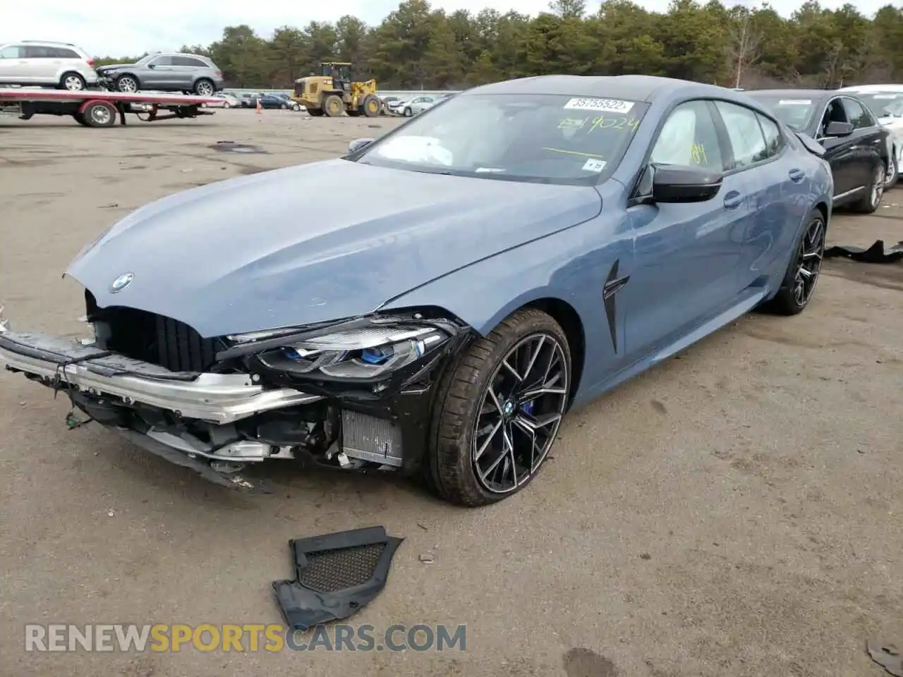 2 Photograph of a damaged car WBSGV0C00LCE19024 BMW M8 2020