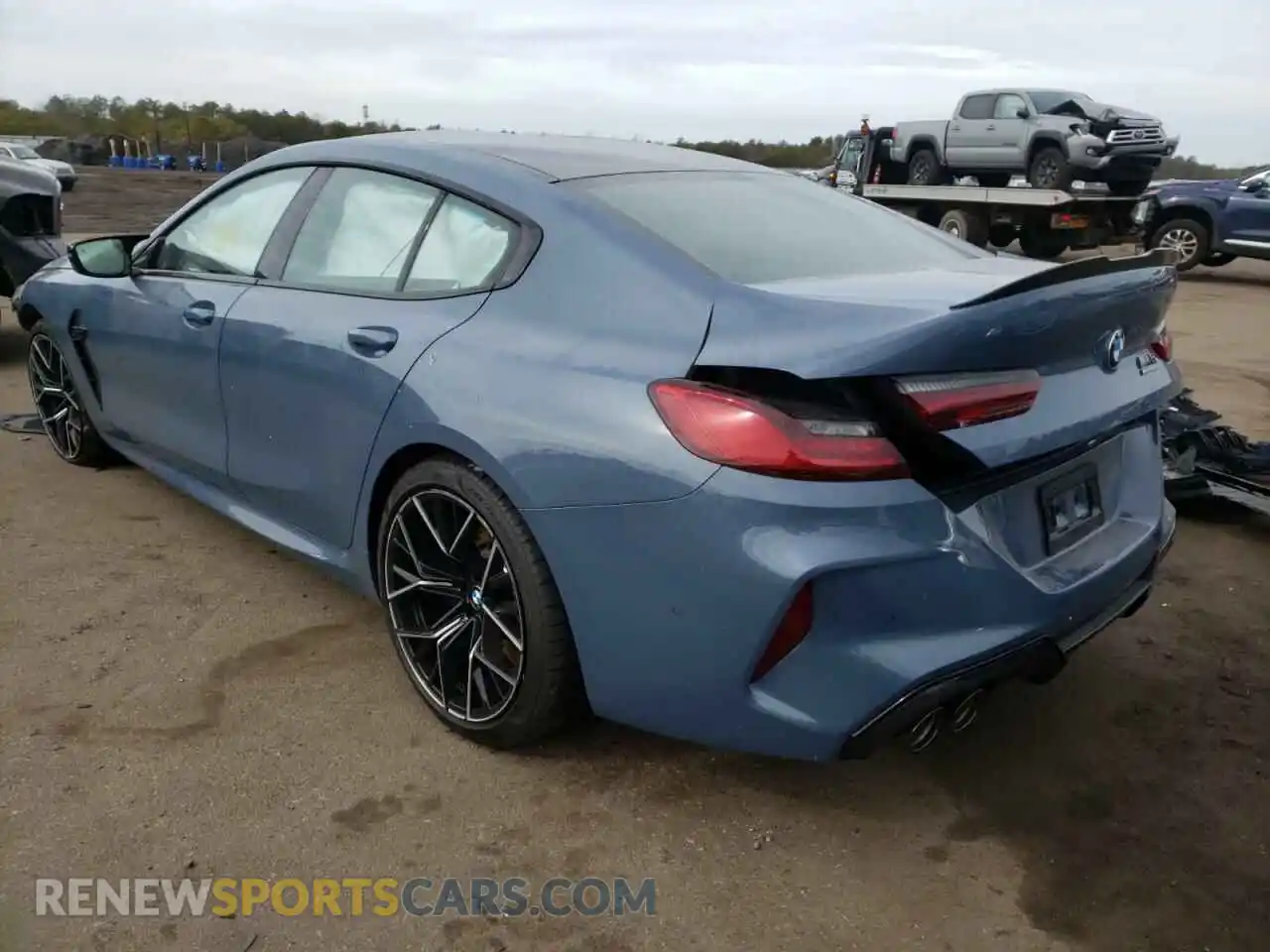 3 Photograph of a damaged car WBSGV0C00LCE19024 BMW M8 2020