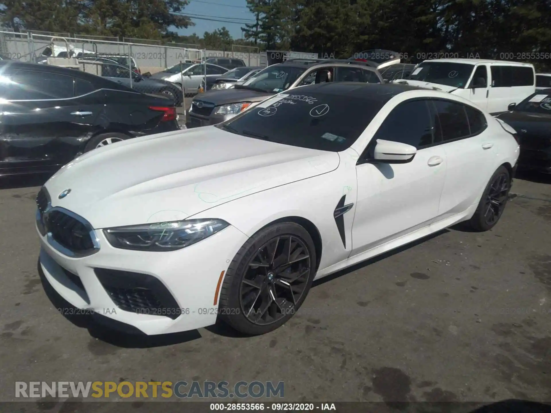 2 Photograph of a damaged car WBSGV0C05LCE05183 BMW M8 2020
