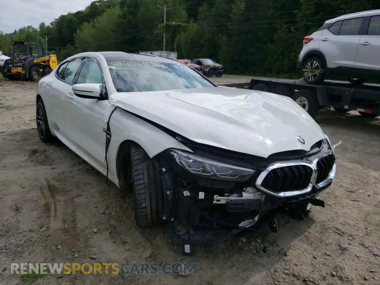 1 Photograph of a damaged car WBSGV0C06LCD51103 BMW M8 2020
