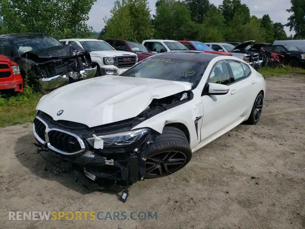 2 Photograph of a damaged car WBSGV0C06LCD51103 BMW M8 2020