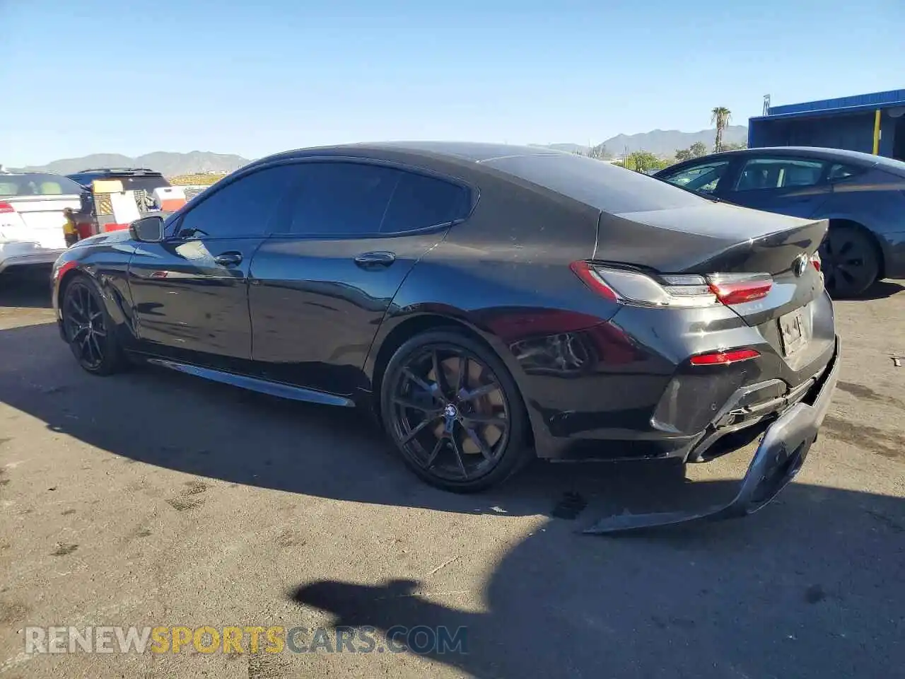 2 Photograph of a damaged car WBAGV8C00MCF81417 BMW M8 2021