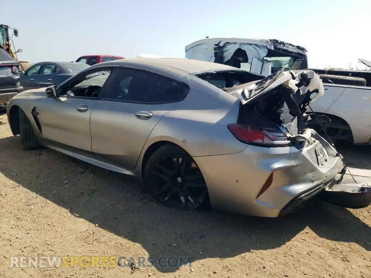 2 Photograph of a damaged car WBSGV0C01MCF26925 BMW M8 2021