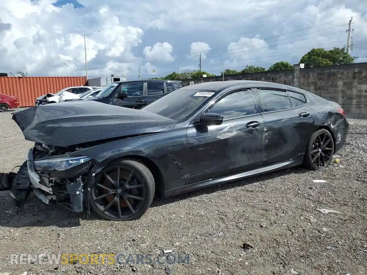 1 Photograph of a damaged car WBAGV8C09NCH96974 BMW M8 2022