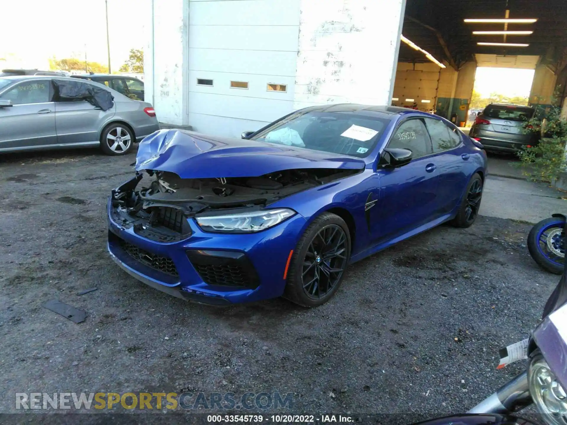 2 Фотография поврежденного автомобиля WBSGV0C07NCH71584 BMW M8 2022
