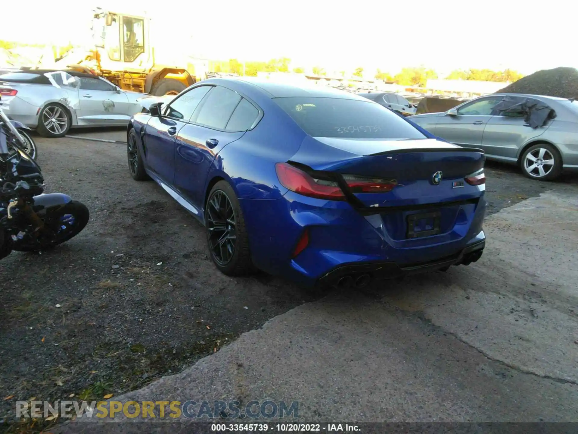 3 Фотография поврежденного автомобиля WBSGV0C07NCH71584 BMW M8 2022