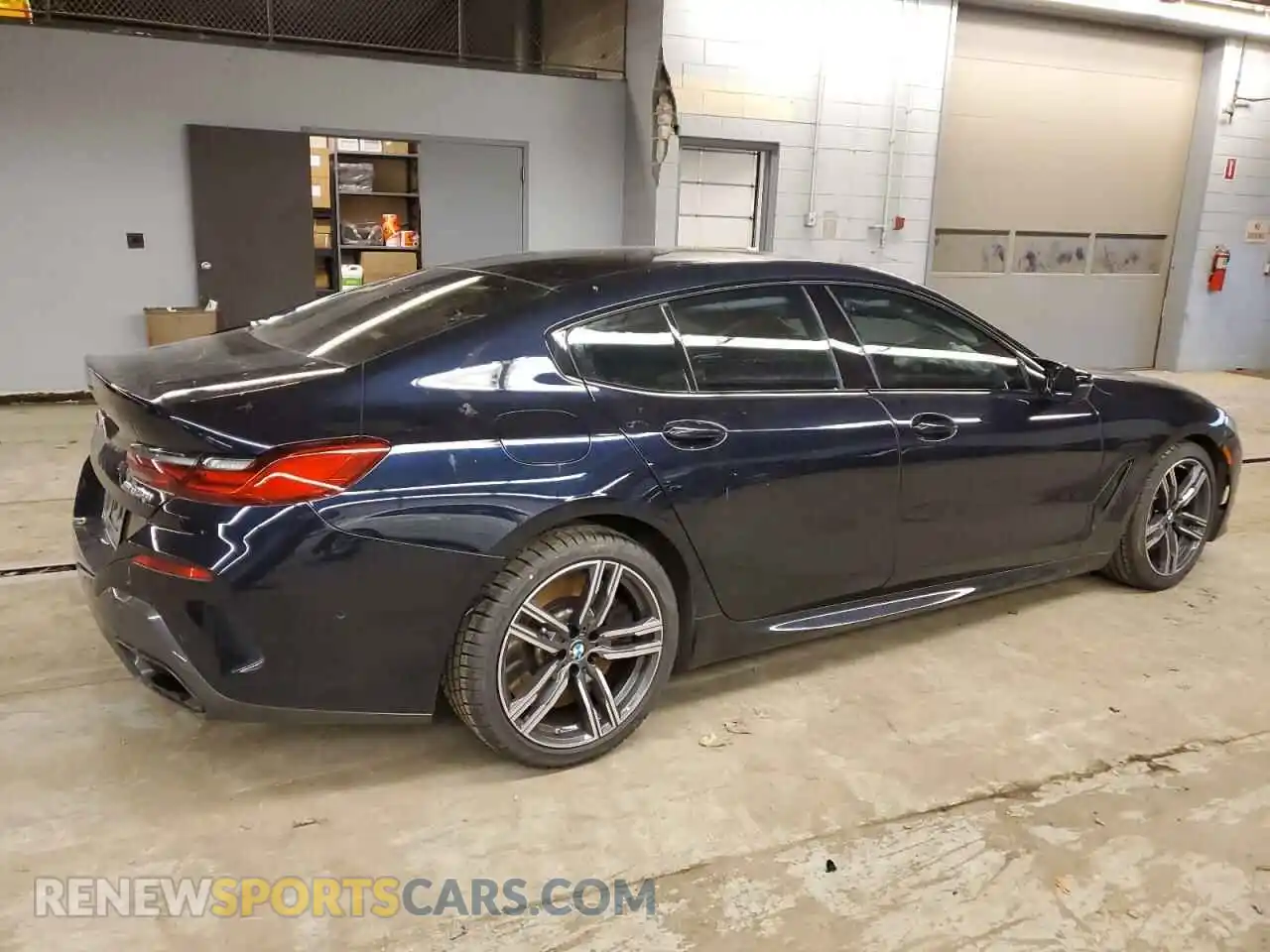 3 Photograph of a damaged car WBAGV8C02PCK62070 BMW M8 2023