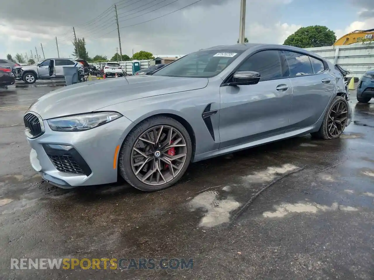 1 Photograph of a damaged car WBSGV0C01PCM91935 BMW M8 2023