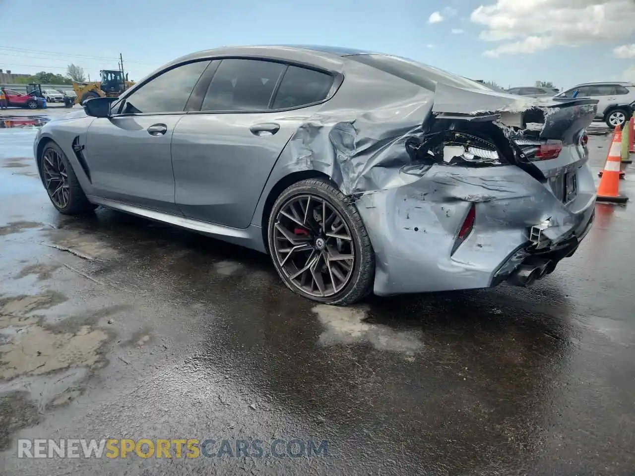 2 Photograph of a damaged car WBSGV0C01PCM91935 BMW M8 2023