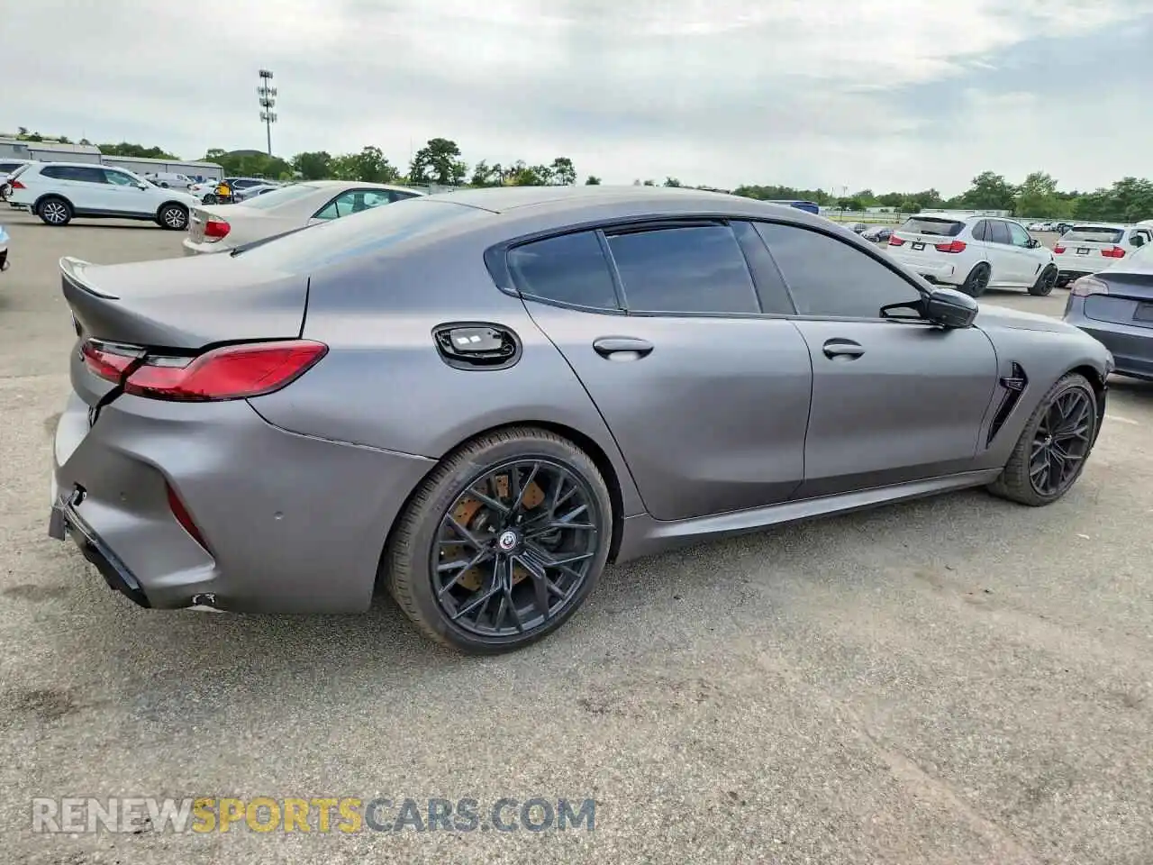 3 Photograph of a damaged car WBSGV0C09PCM63719 BMW M8 2023