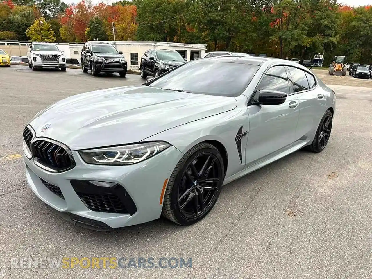 1 Фотография поврежденного автомобиля WBSGV0C0XPCM55922 BMW M8 2023