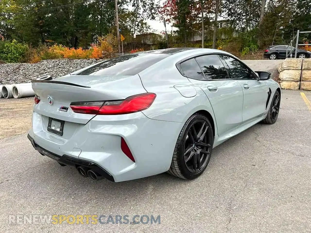 3 Фотография поврежденного автомобиля WBSGV0C0XPCM55922 BMW M8 2023