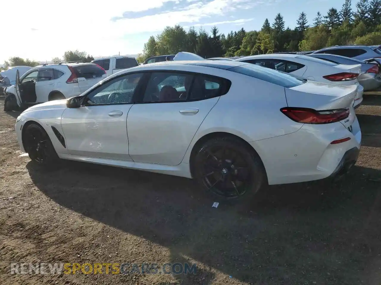 2 fotografías del automóvil dañado WBAGV8C09RCN94588 BMW M8 2024