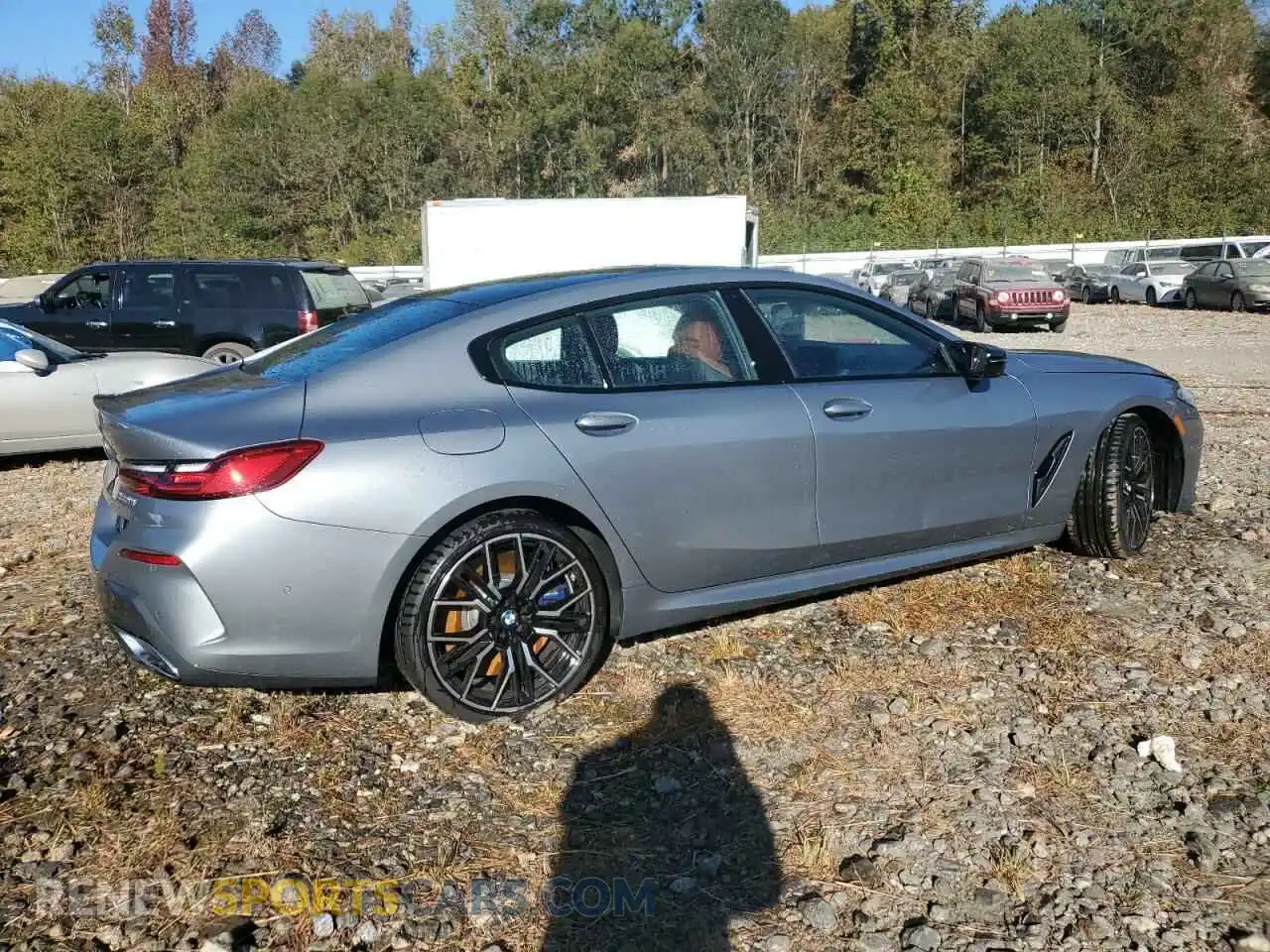 3 Photograph of a damaged car WBAGV8C03SCS52916 BMW M8 2025