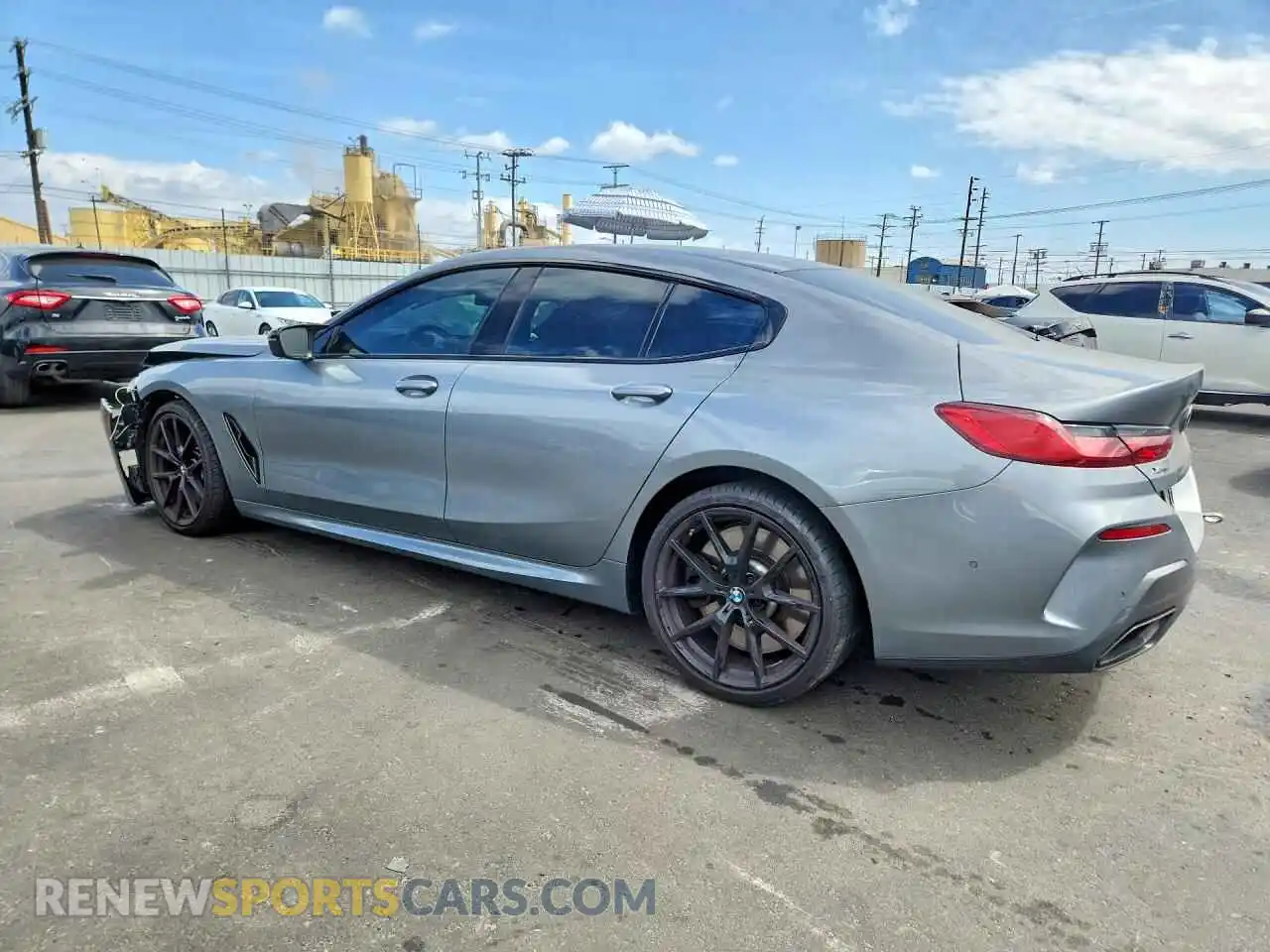 2 Photograph of a damaged car WBAGV8C06SCT48782 BMW M8 2025