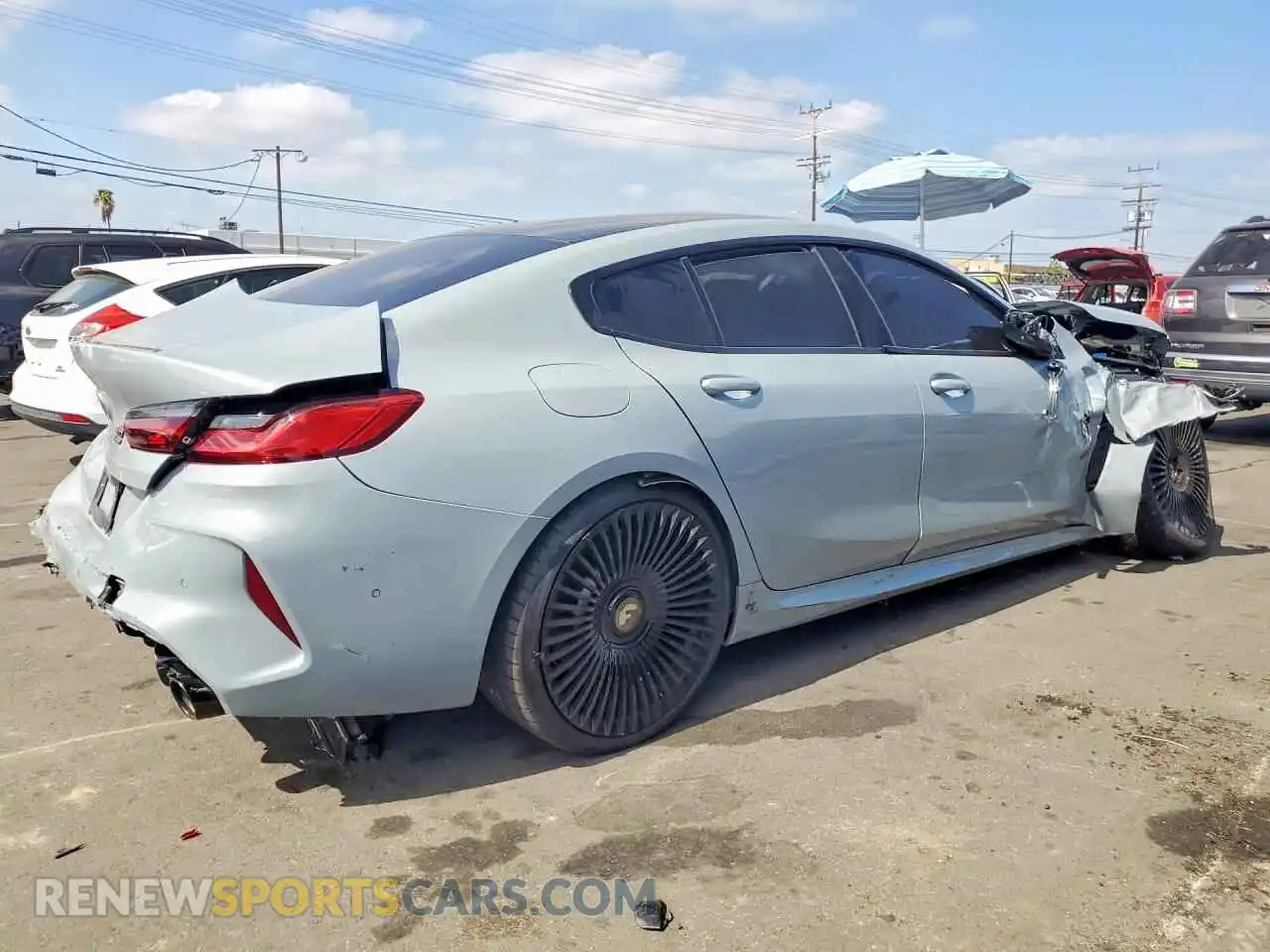 3 fotografías del automóvil dañado WBSGV0C02SCW17082 BMW M8 2025