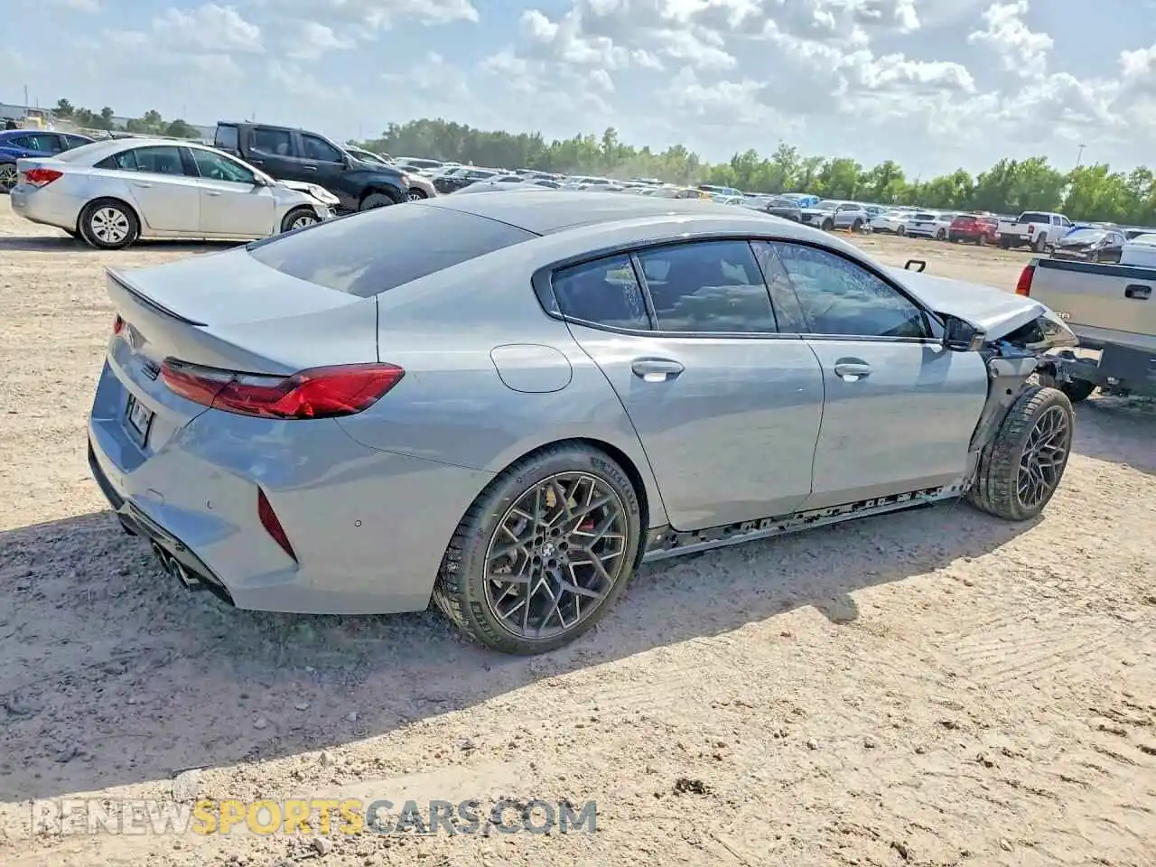 3 fotografías del automóvil dañado WBSGV0C05SCT99977 BMW M8 2025