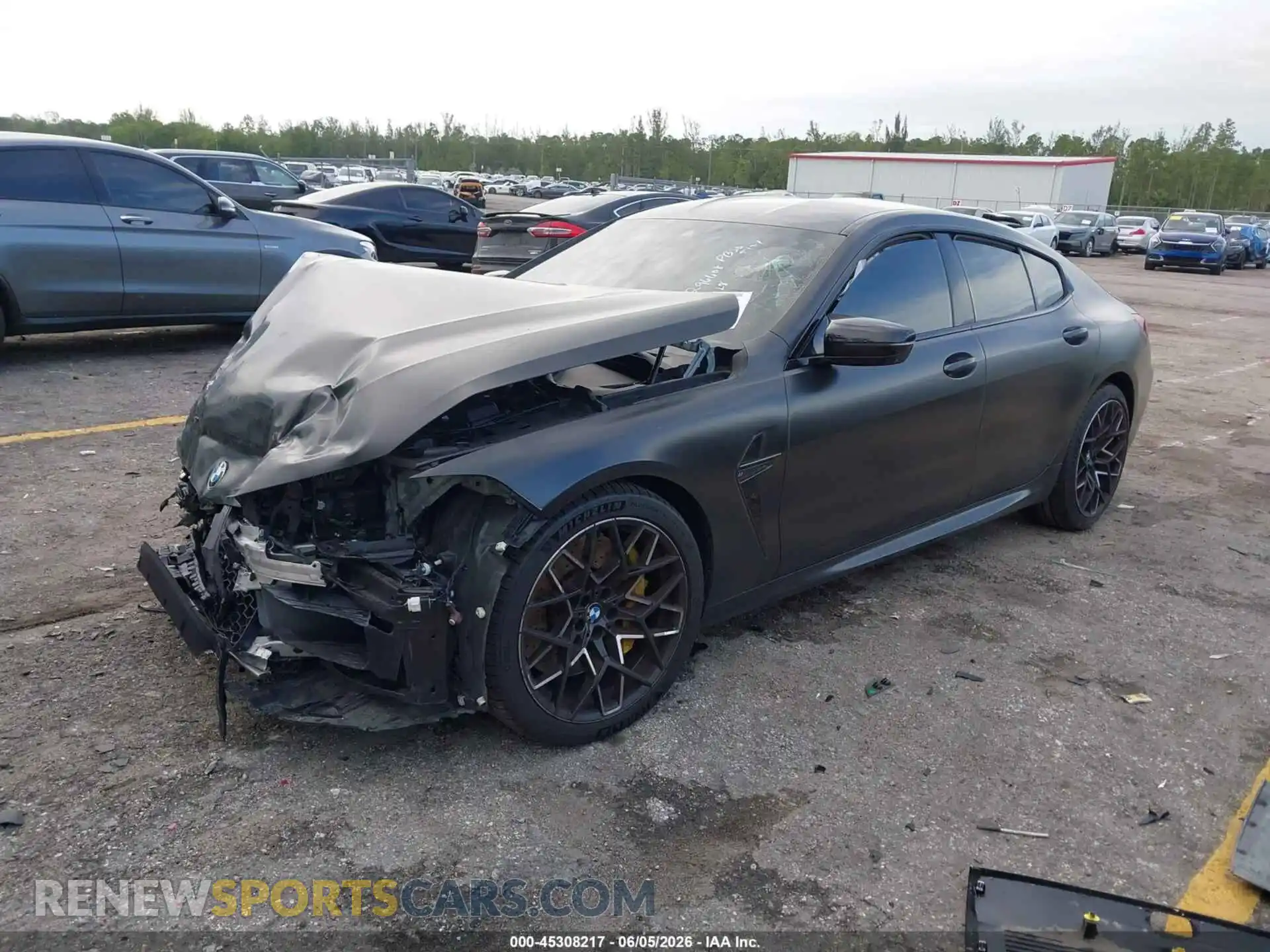 2 Photograph of a damaged car WBSGV0C04RCP30509 BMW M8 GRAN COUPE 2024
