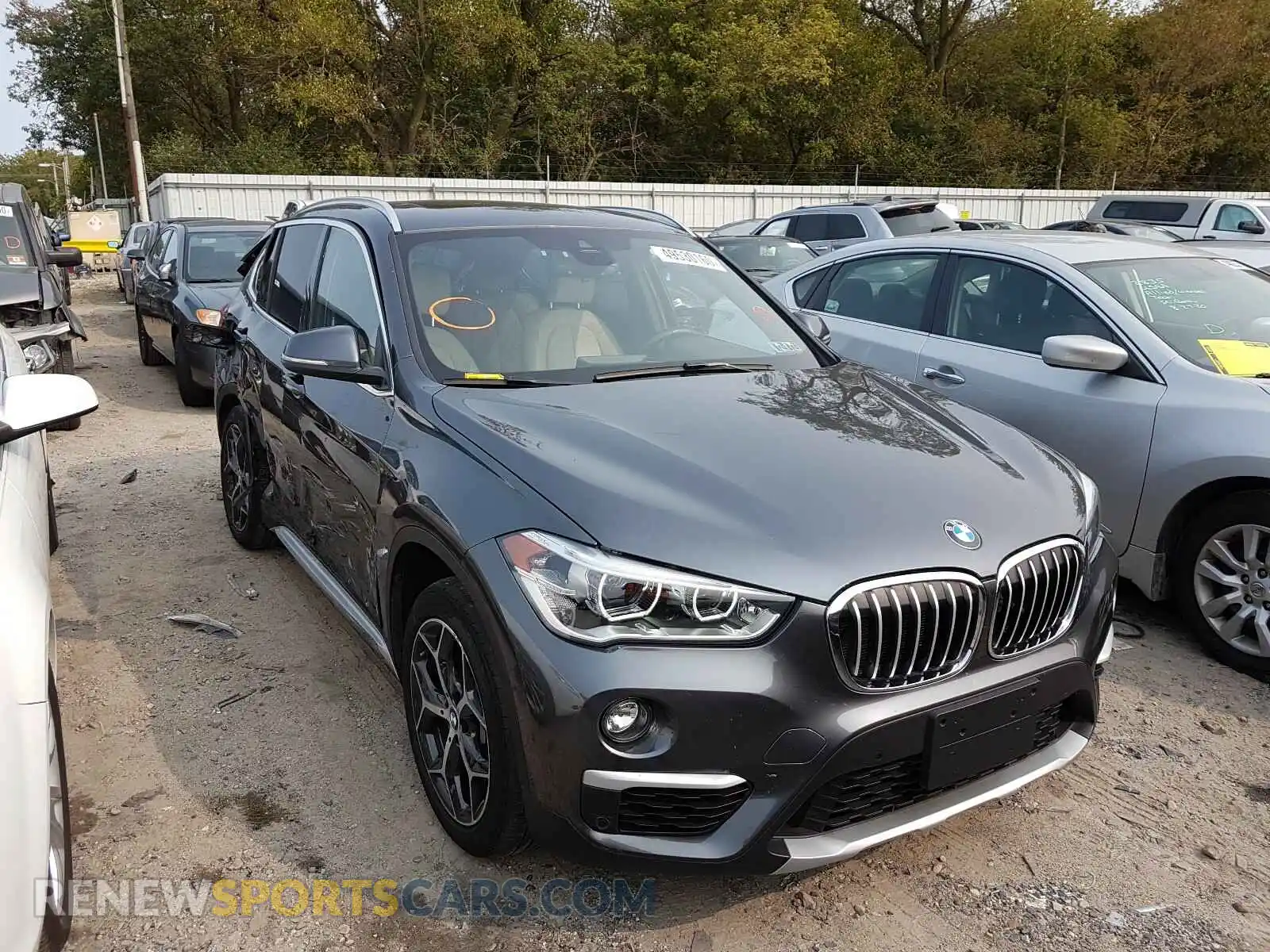 1 Photograph of a damaged car WBXHT3C50K5L37795 BMW X1 2019