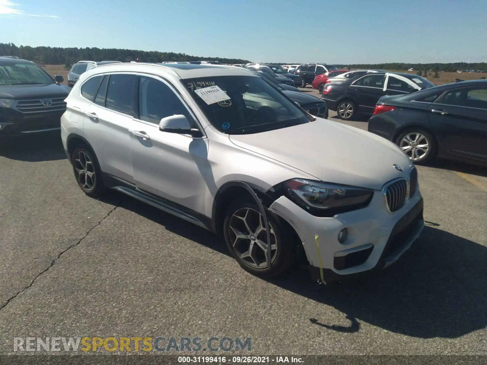 1 Фотография поврежденного автомобиля WBXHT3C50K5L89167 BMW X1 2019