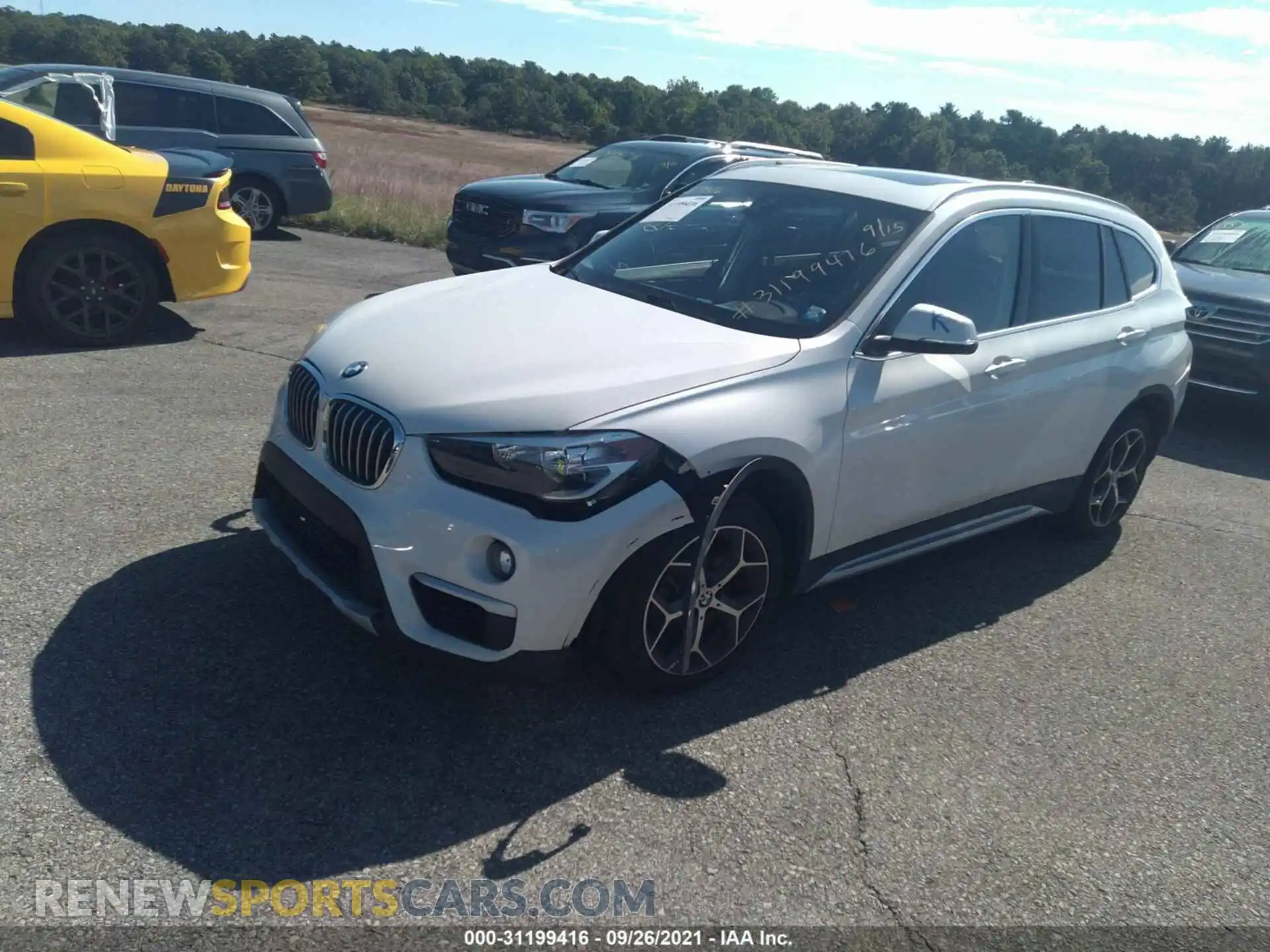 2 Фотография поврежденного автомобиля WBXHT3C50K5L89167 BMW X1 2019