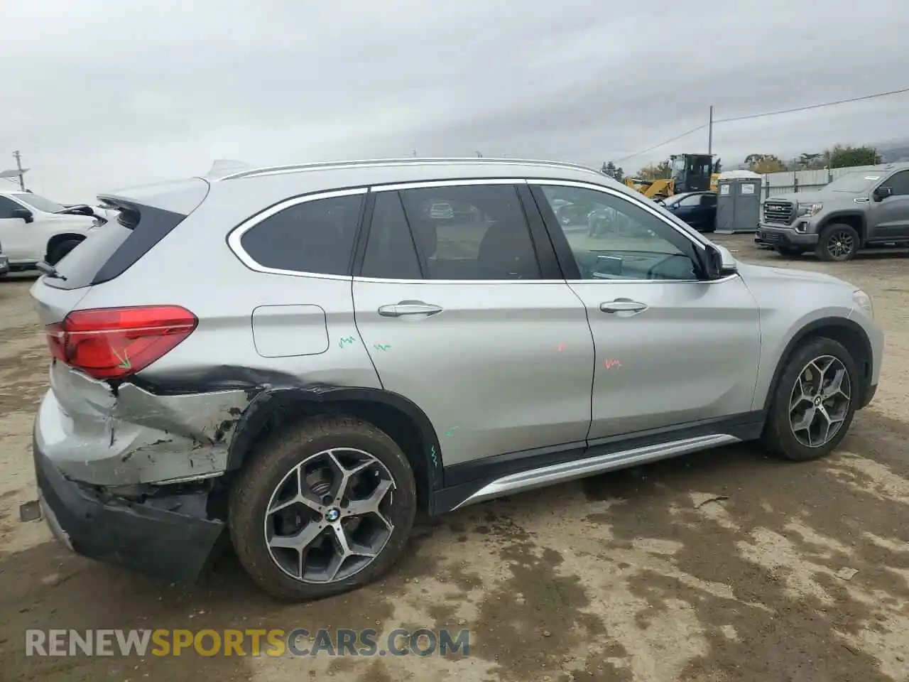 3 Photograph of a damaged car WBXHT3C52K3H33936 BMW X1 2019