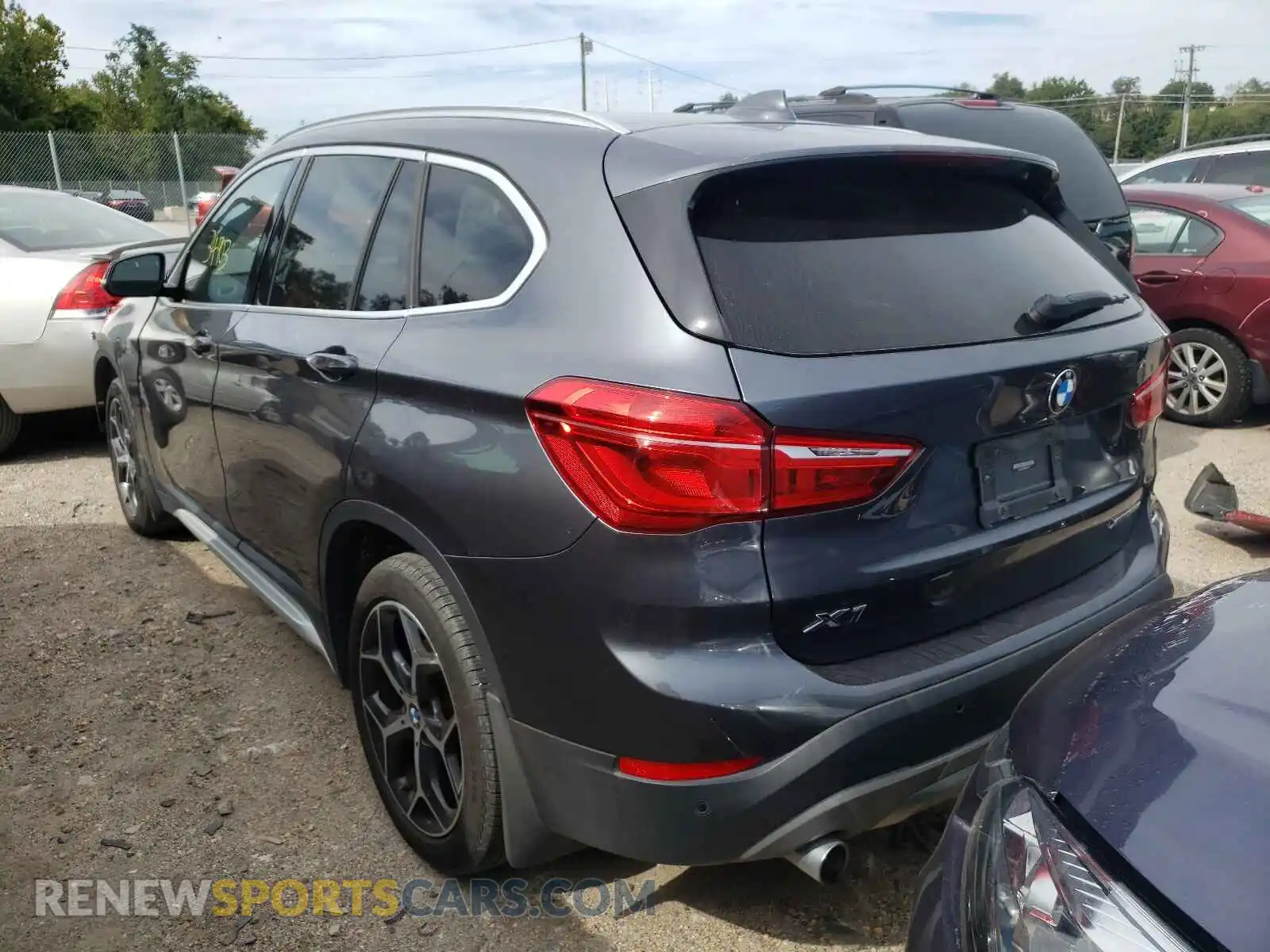 3 Photograph of a damaged car WBXHT3C52K5L91115 BMW X1 2019