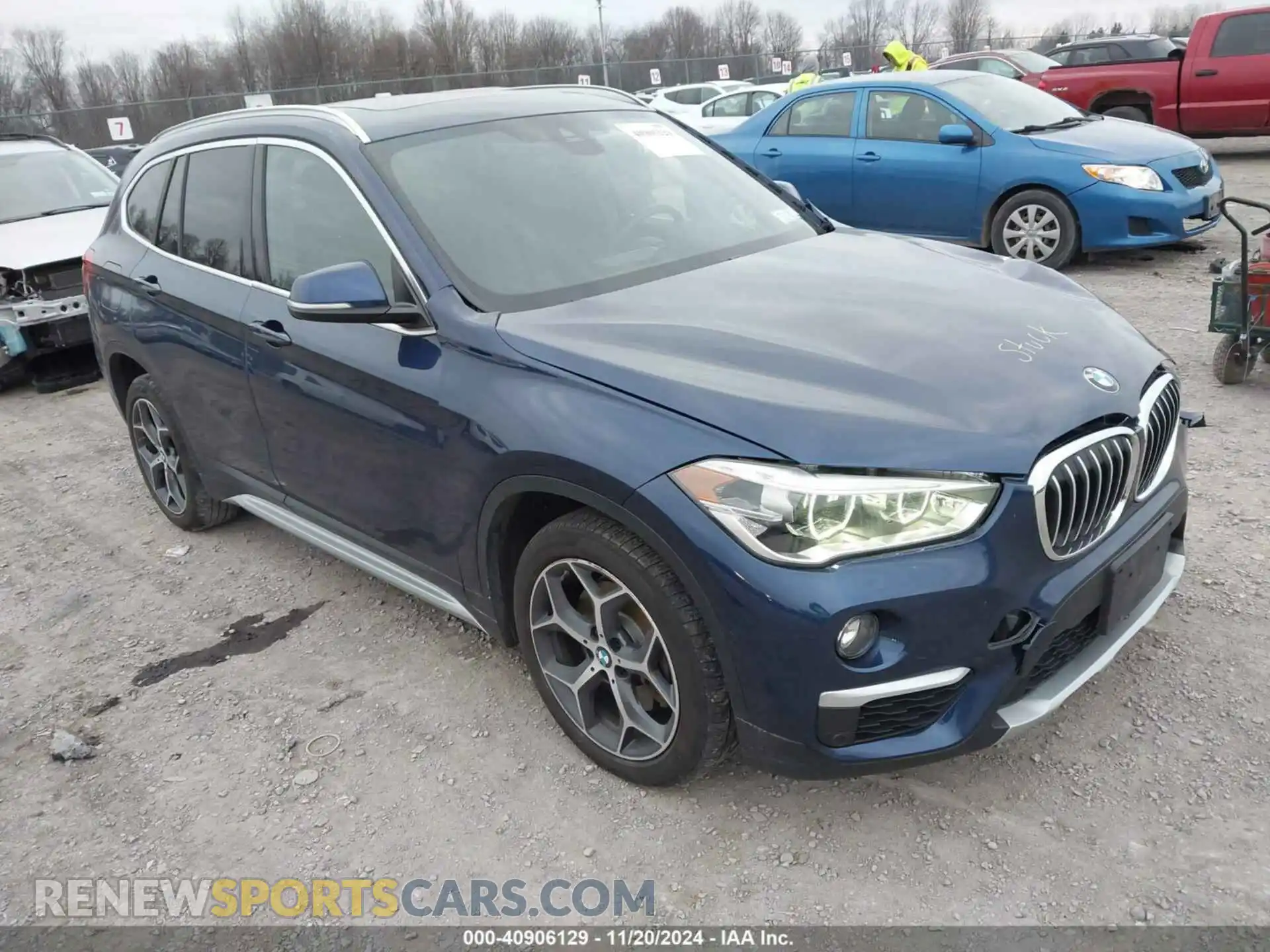 1 Photograph of a damaged car WBXHT3C53K3H35498 BMW X1 2019