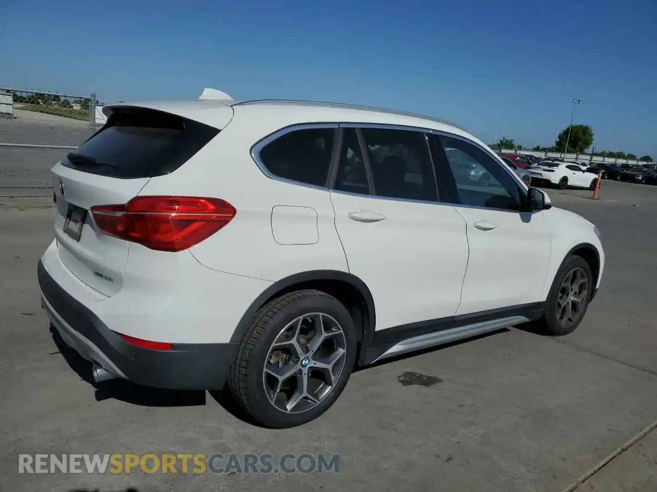 3 Photograph of a damaged car WBXHT3C53K5L35670 BMW X1 2019