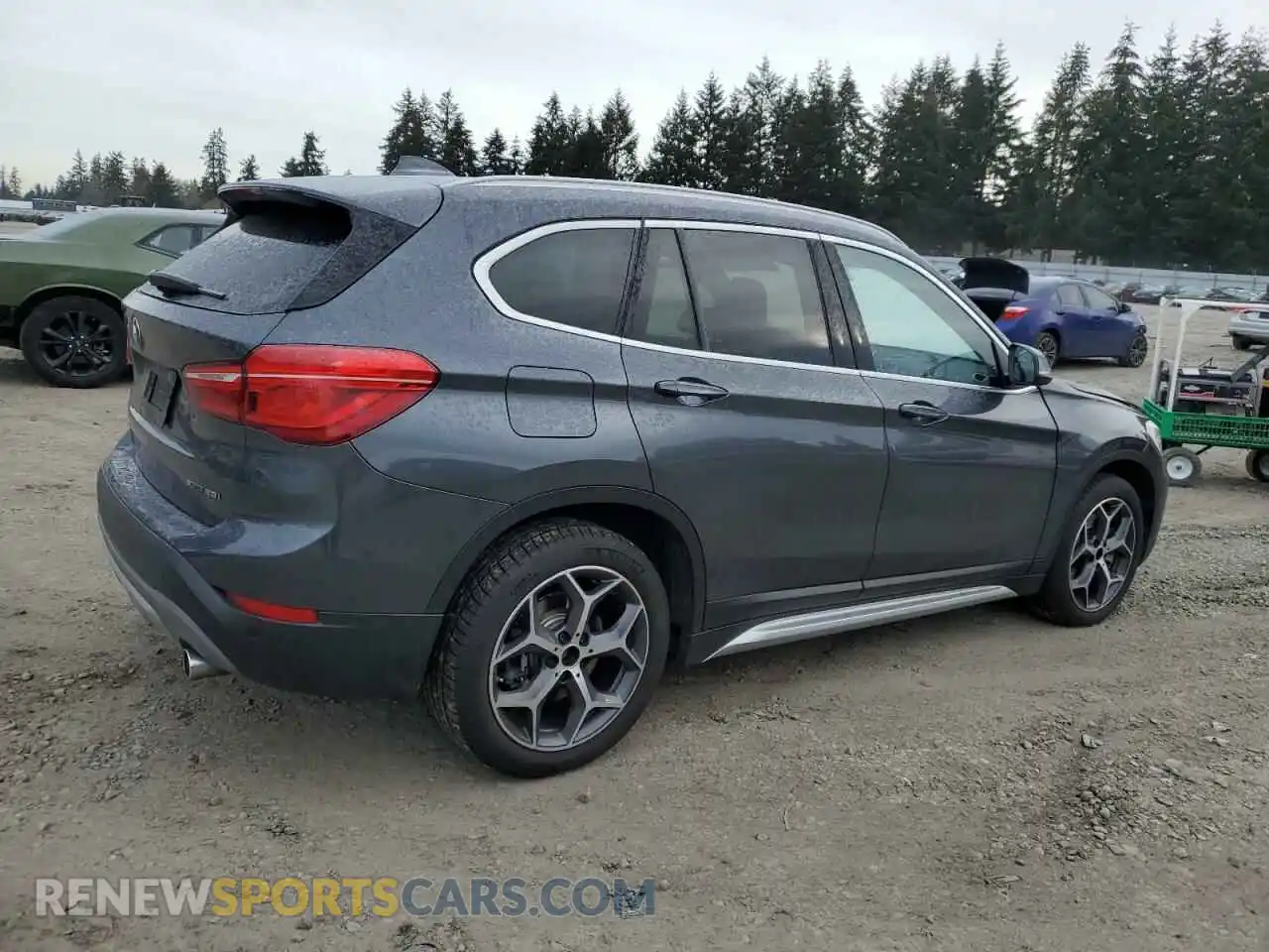 3 Photograph of a damaged car WBXHT3C54K5N18401 BMW X1 2019