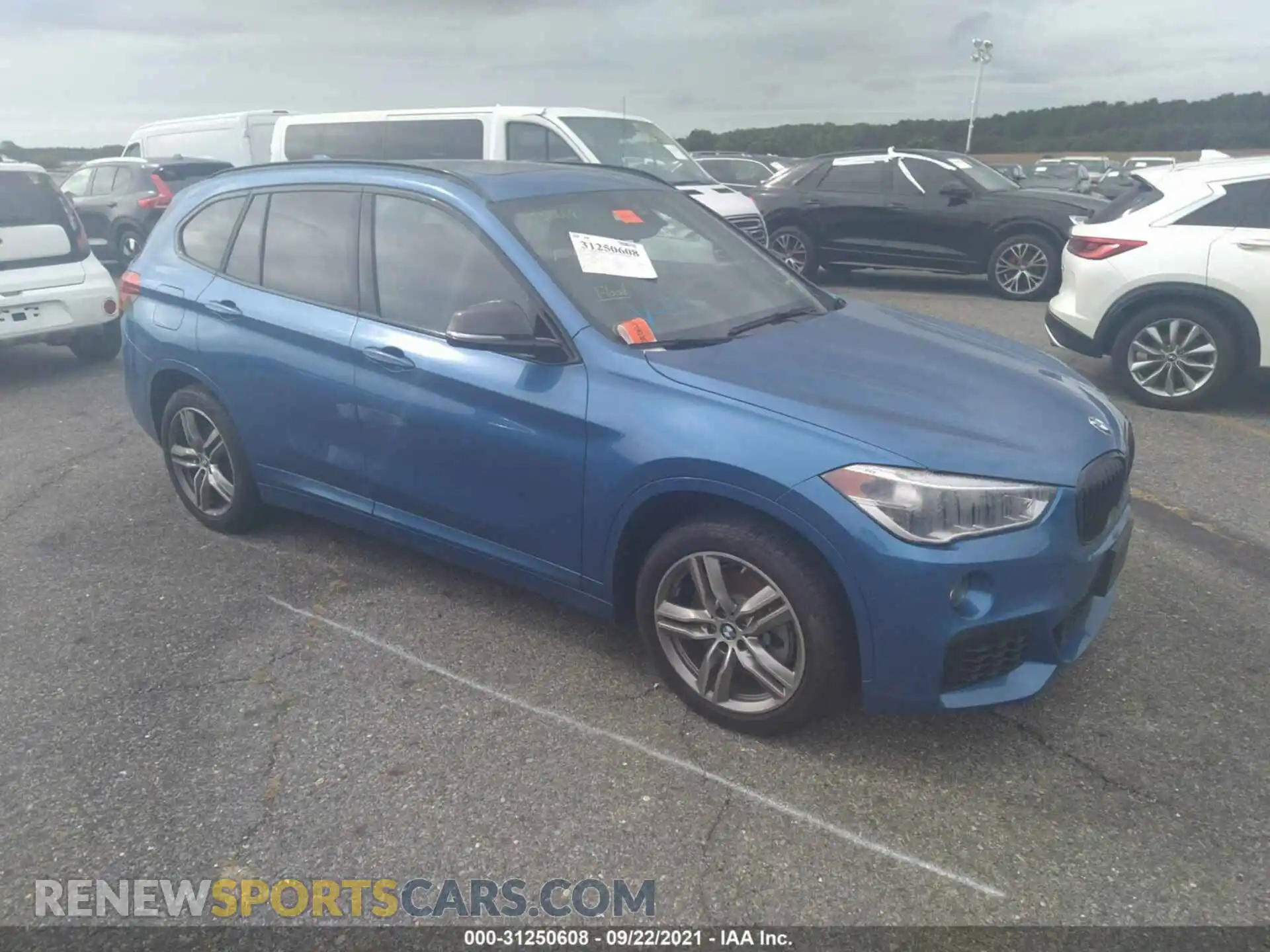 1 Photograph of a damaged car WBXHT3C56K5L37476 BMW X1 2019