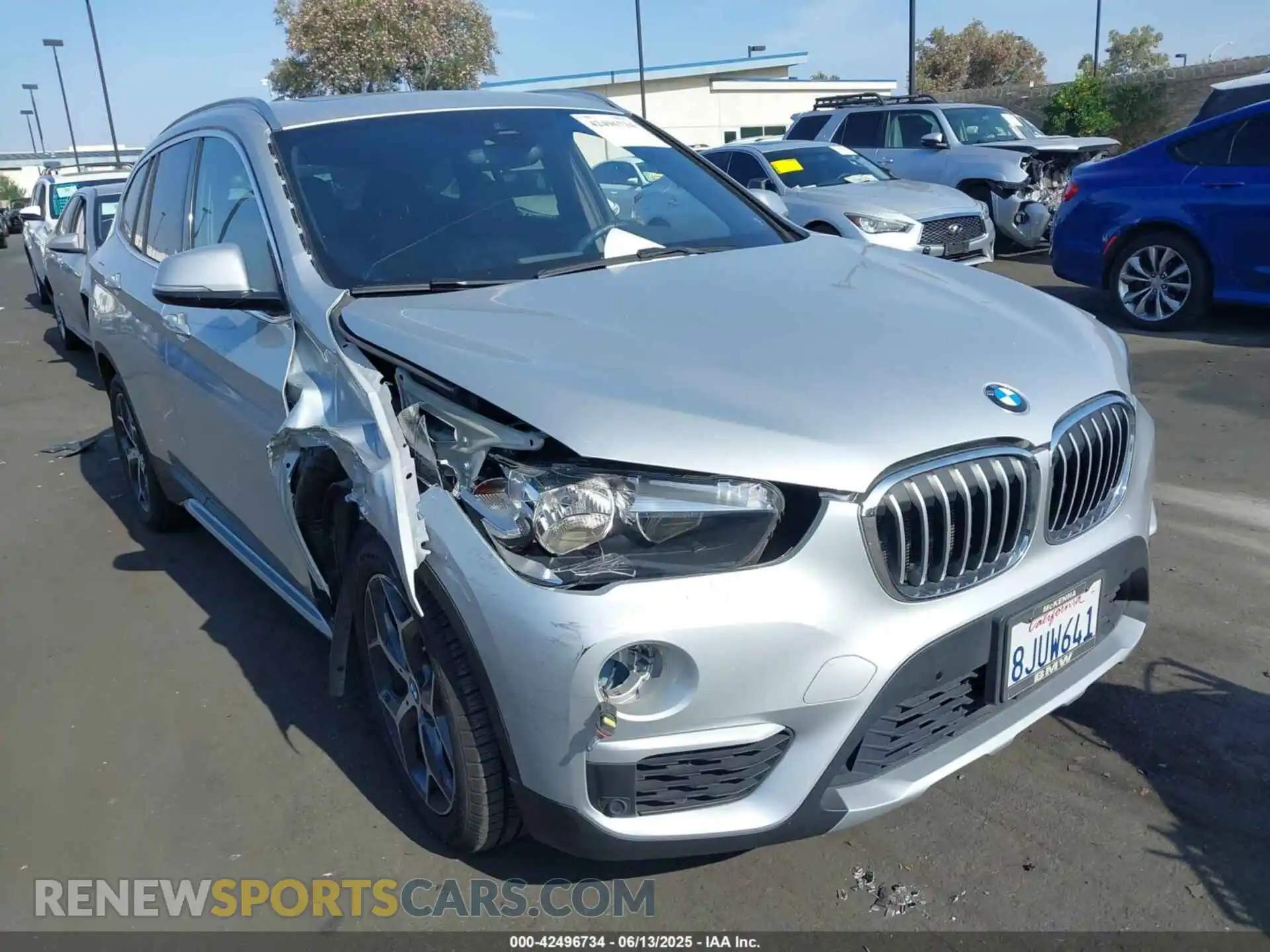 1 Фотография поврежденного автомобиля WBXHT3C56K5L38658 BMW X1 2019